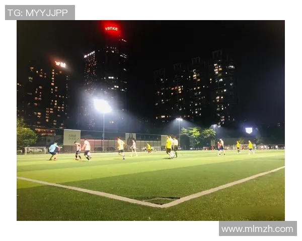 高清足球星空投影灯设计，营造梦幻球场氛围的理想选择